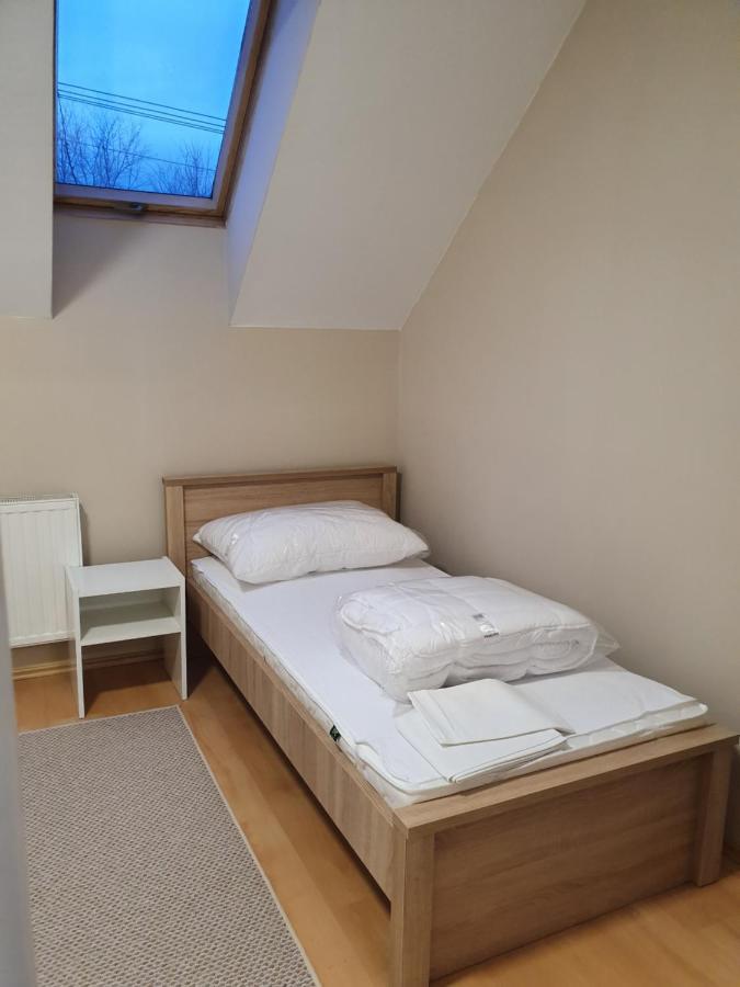 Bella Apartman Szeged Esterno foto